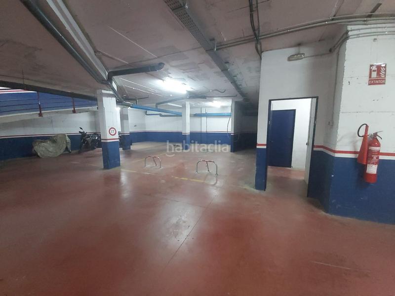 Foto 6abe6355-43a0-4213-bb54-1e92044e80f0. Aparcament cotxe a Sentmenat