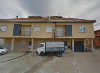 Aparcament cotxe  Real. Solvia inmobiliaria  garaje mozárbez
