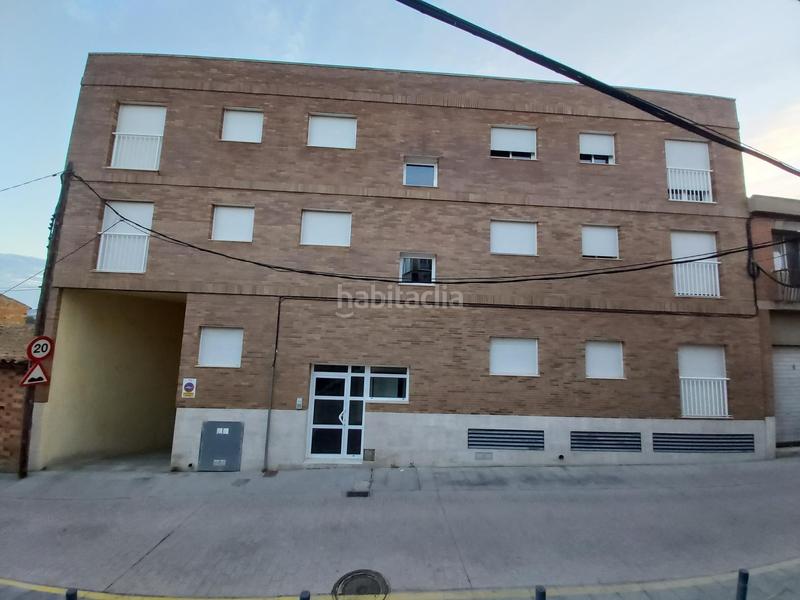 Foto cda15e71-ed5f-42b1-89d6-c4f2d2bb0ea0. Parking coche solvia inmobiliaria garaje en Flix