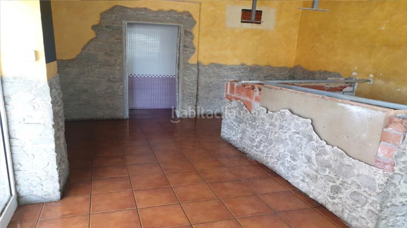 Foto 58f3f790-f3be-4c7c-b239-684c55b7dc63. Local comercial a Eixample-Horta Capallera Figueres