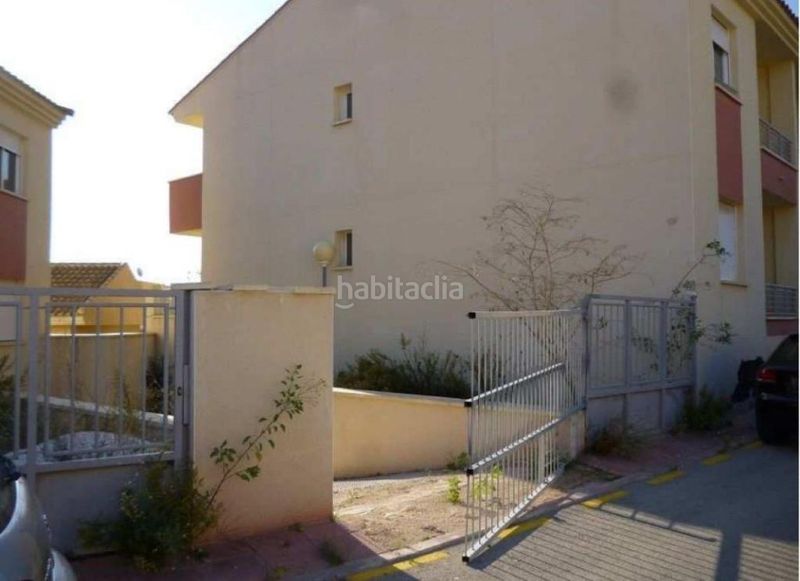 Foto fda35535-7113-47e5-9b39-8ad586d35177. Aparcament cotxe a Fortuna
