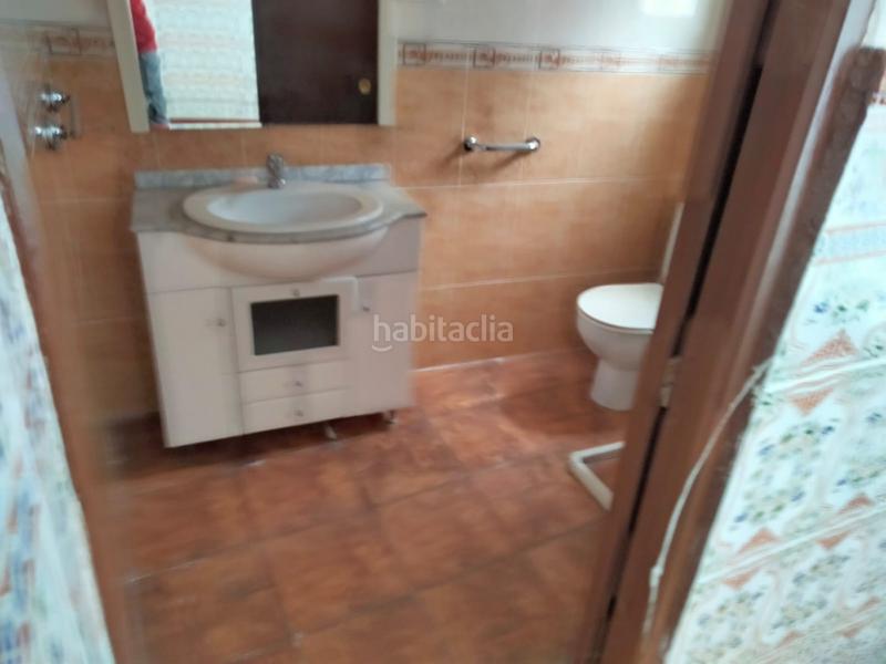 Foto c9d8027d-959d-4adc-9214-6a7d929e83fb. Maison jumelée dans Guadalcanal