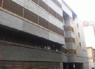 Aparcament cotxe  C/ emigdio santamaria. Solvia inmobiliaria  garaje elcheelx