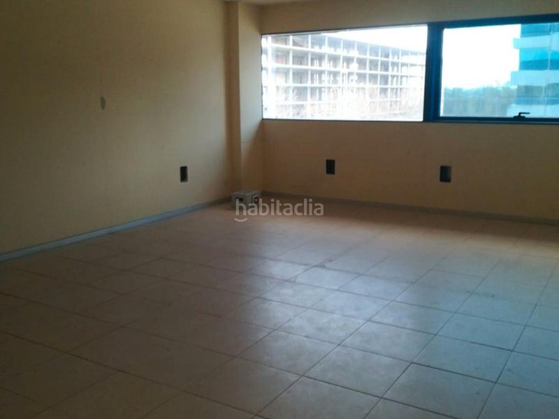 Foto 482d2f9a-7d84-4875-81c4-eb155be03560. Ufficio in Torreblanca Sevilla