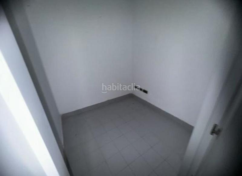 Foto b4d65226-b781-450a-ac22-7d9014ea3a62. Local comercial a Centro Móstoles