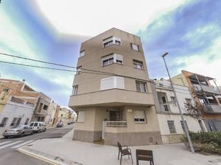 Pis  C/ aparici guijarro. Solvia inmobiliaria  piso amposta