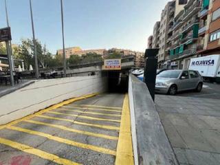 Aparcament cotxe  C/ alcalde porqueras. Solvia inmobiliaria  garaje lleida