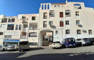 Aparcament cotxe  Av carlos iii. Solvia inmobiliaria  garaje roquetas de mar