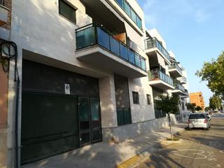 Aparcament cotxe  Serra. Solvia inmobiliaria  garaje massamagrell