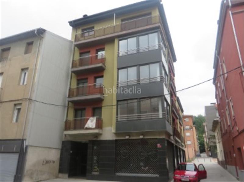 Foto 71e52503-7112-4703-8ed7-feee54ccbe3f. Aparcament cotxe a Ripoll