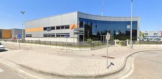 Nau industrial  C/ césar llamazares. Solvia inmobiliaria  nave industrial santander