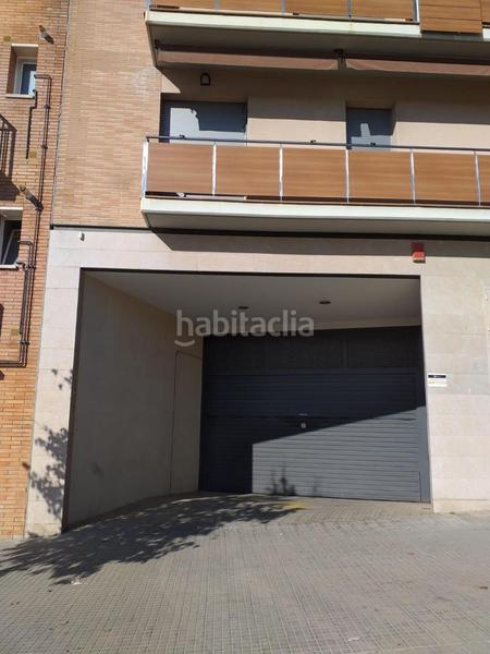 Foto c93e7ddd-e369-40f3-b75a-ca4323329691. Parking coche solvia inmobiliaria garaje en Mercat Rubí