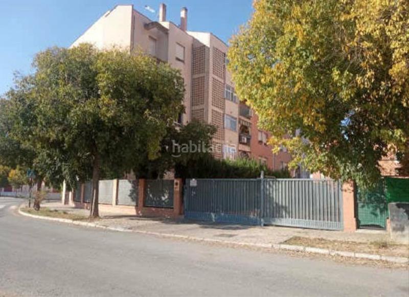 Foto 5f5149ec-5f2e-4db7-bf36-d072f0d46c5e. Posto auto in parque nueva Granada Granada