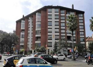 Aparcament cotxe  Augusta. Solvia inmobiliaria  garaje barcelona