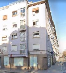 Location Local commercial  Av caldés de montbui. Solvia inmobiliaria  locales mollet del vallès