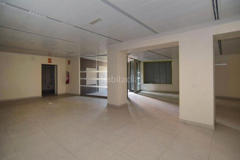 Foto ab607e6d-9321-4a30-9966-04259f610ee4. Local commercial dans Singuerlín Santa Coloma de Gramenet