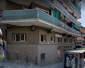 Location Local commercial  Av anselm de riu. Solvia inmobiliaria  locales santa coloma de gramenet