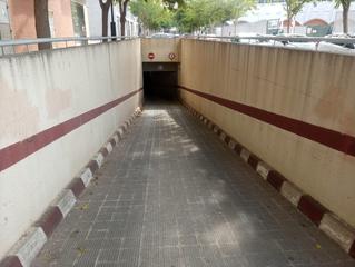 Aparcament cotxe  Ps alameda. Solvia inmobiliaria  garaje valencia