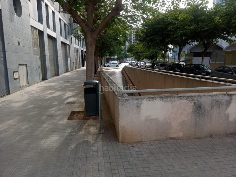 Foto 4a0776cb-7f6d-4183-9c38-bf1878e43b02. Parking voiture dans Penya-Roja - Avda. Francia Valencia