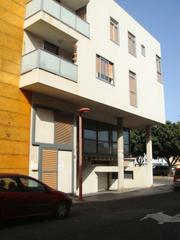Aparcament cotxe  C/ segura. Solvia inmobiliaria  garaje puerto del rosario