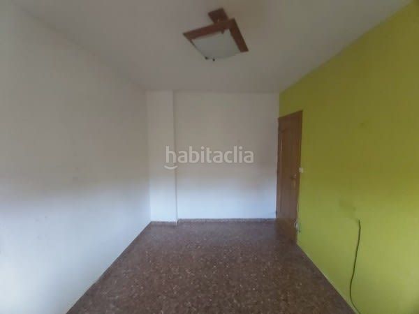 Foto 5bf9d87a-d9ea-4531-b8fa-15437876cb3f. Pis amb aparcament a Almansa