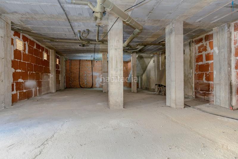 Foto ed57a8f5-9d1f-45ce-a100-d9f6c3fade82. Lloguer local comercial a La Felguera Langreo