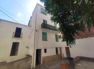 Pis  C/ montagut. Solvia inmobiliaria  piso flix