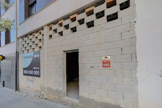 Miete Geschäftsraum  C/ don enrique enríquez. Solvia inmobiliaria  locales baza