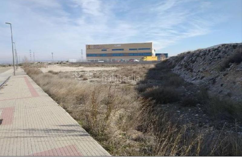 Foto 9aef5395-f7ea-45e5-a43d-207c7a33f163. Finca rústica a Cartuja Baja Zaragoza