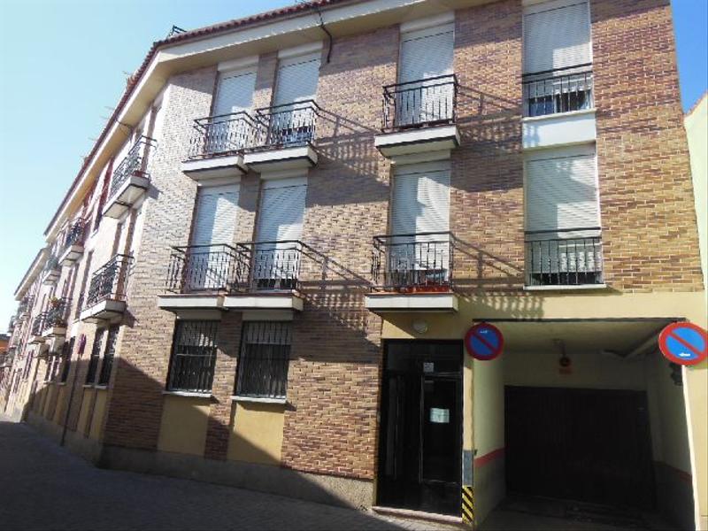 Foto ceba5d37-f5b1-4901-9ec4-94be65670436. Parking coche solvia inmobiliaria garaje en Centro Parla