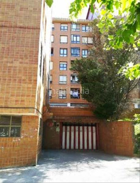 Foto 74d9f8cd-4504-40f3-8d1a-1d86c3267970. Parking coche solvia inmobiliaria garaje en Otxarkoaga Bilbao