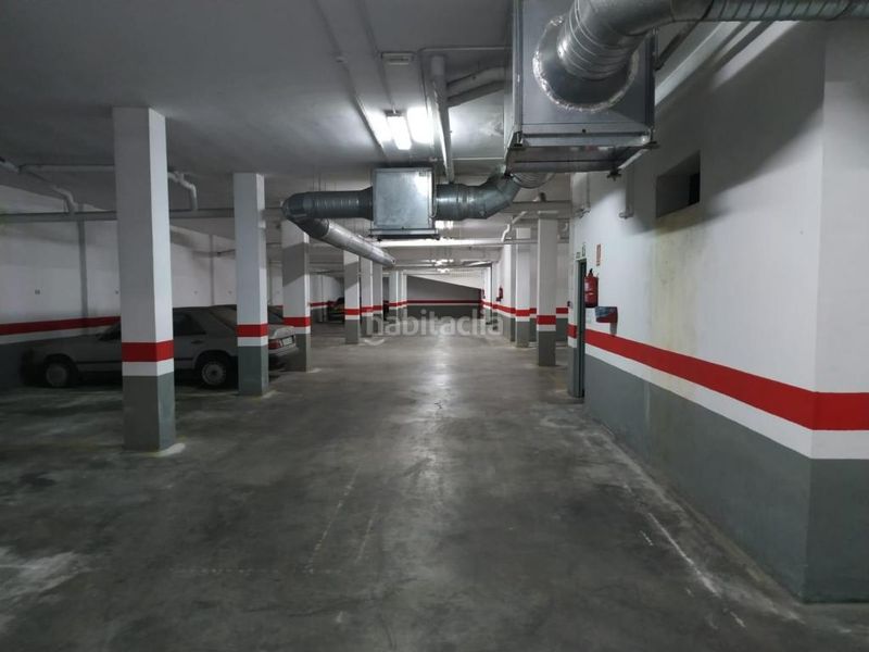 Foto 6df4d04a-2a75-42ee-8594-879afac12aab. Aparcament cotxe a Roquetas pueblo Roquetas de Mar