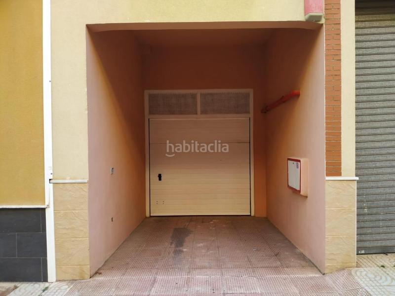 Foto a12d7631-7155-44fc-97a1-223c6f53d8f0. Parking coche solvia inmobiliaria garaje en Roquetas pueblo Roquetas de Mar