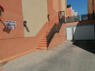 Aparcament cotxe  Cl carlos v nº 5 00120. Solvia inmobiliaria  garaje vera