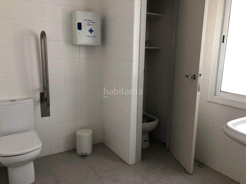 Foto 04b519d8-0864-4829-bbb8-b75eb009ca2f. Lloguer local comercial a Poble Sec Igualada