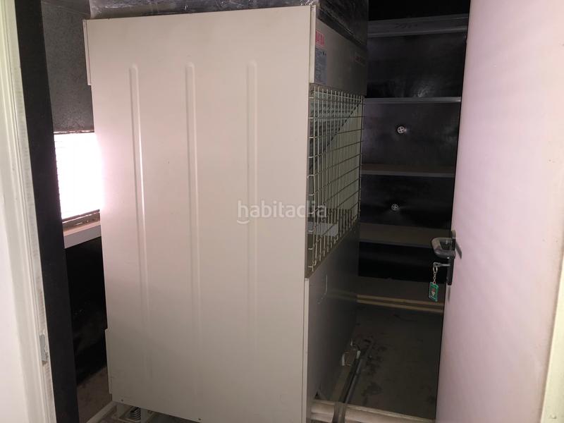 Foto 9be833e1-f3e6-4371-be86-6f24e7dd65b6. Lloguer local comercial a Poble Sec Igualada