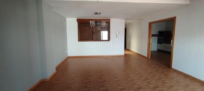 Foto de3b4e2a-6ea0-4631-9908-153626b966aa. Casa aparellada a Atzeneta d´Albaida