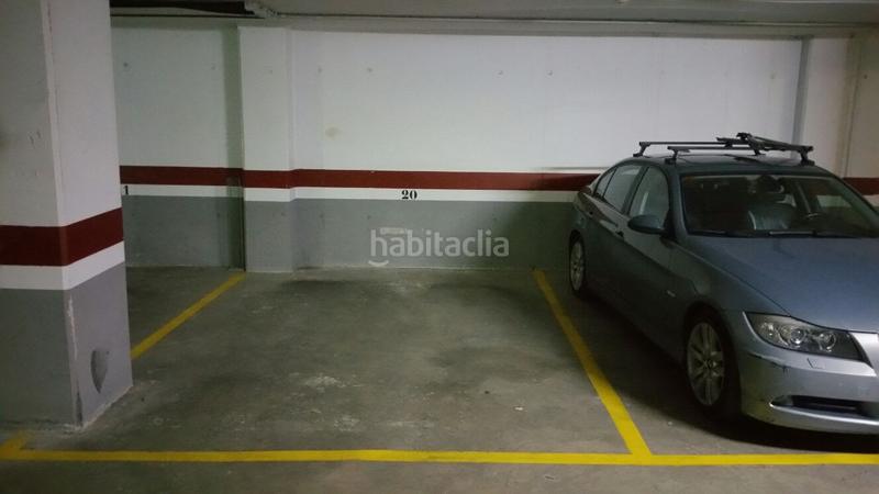 Foto a1ab2828-a353-4470-adac-cf862ad19b10. Parking voiture dans Penya-Roja - Avda. Francia Valencia