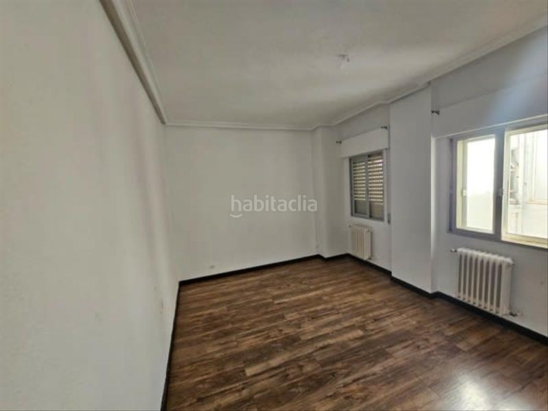 Foto d756cd6e-25a2-41ba-80bf-c1fdd9a1fc46. Piso solvia inmobiliaria piso en Úbeda