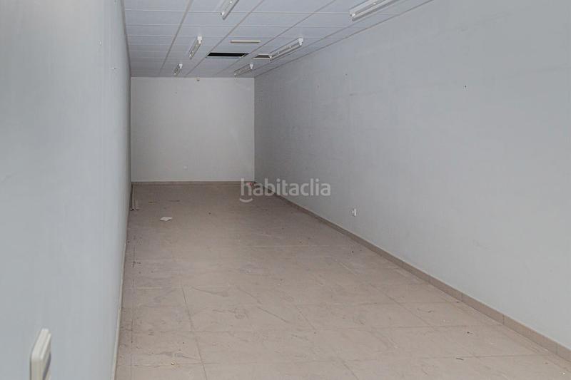 Foto 5010d1a1-0b0a-473e-a2bc-82c8ad93e206. Location local commercial dans Plaza de Toros Zaragoza