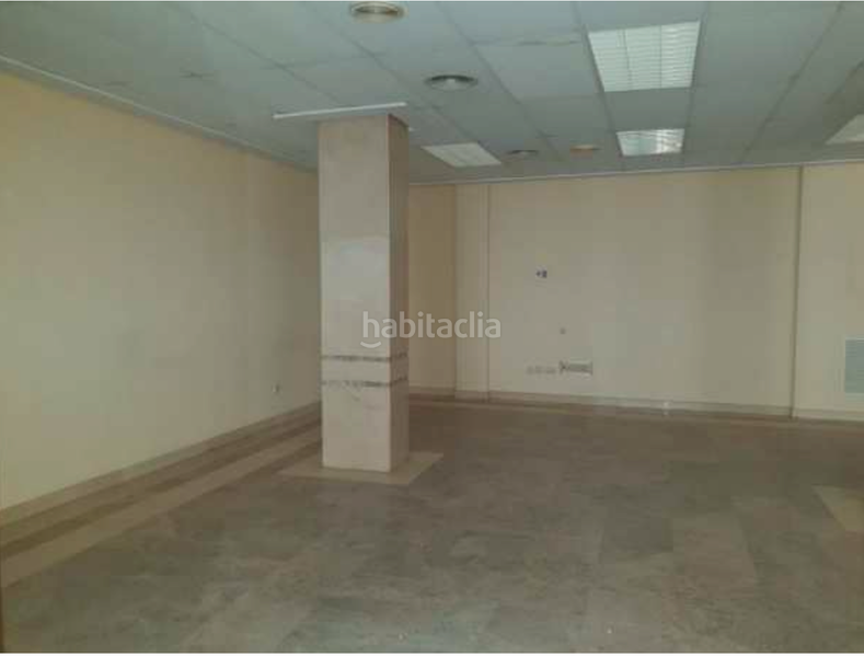 Foto 3f546533-fc3c-4fbd-a3a9-e11f0132506a. Alquiler local comercial solvia inmobiliaria locales en Antequera