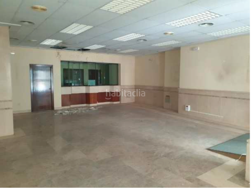 Foto 9f54f0f8-47f8-467b-9497-ac3694a46f9e. Lloguer local comercial a Centro Antequera