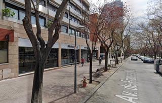 Lloguer Local Comercial  Av frances macia. Solvia inmobiliaria  locales sabadell
