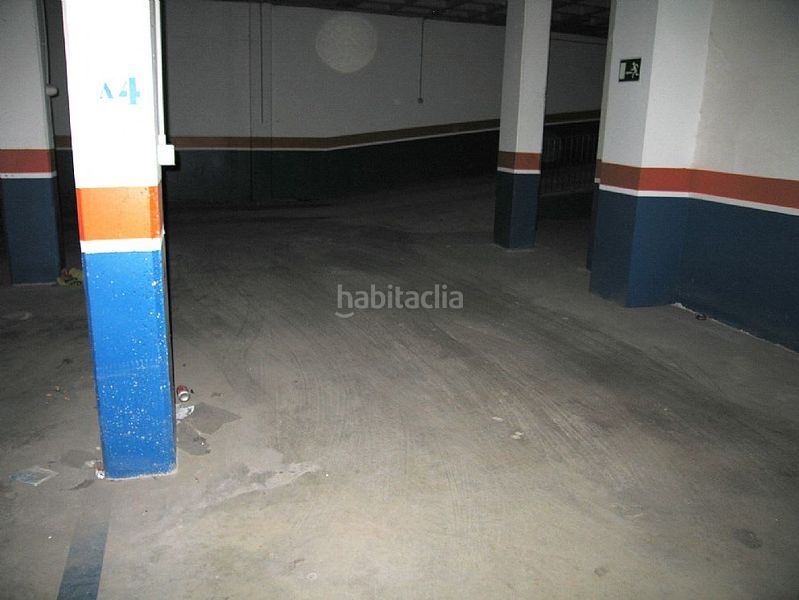 Foto a88c1720-04a3-43b9-94a2-81b1a6d79ee8. Aparcament cotxe a Los Ángeles - Apolonia Lorca