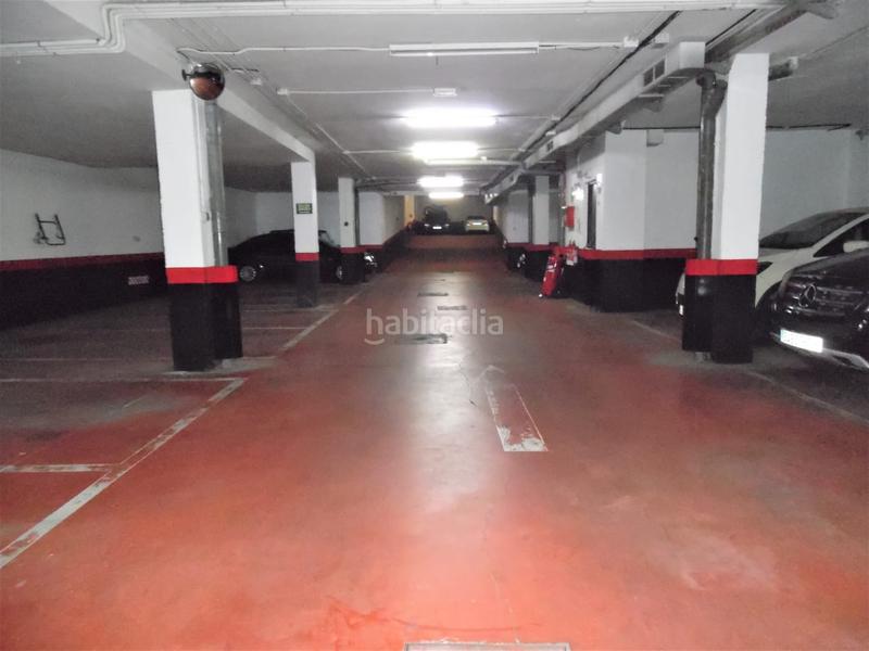 Foto e89d1f92-257c-4d63-9ce0-b589c685f449. Parking voiture dans Miraflores de la Sierra