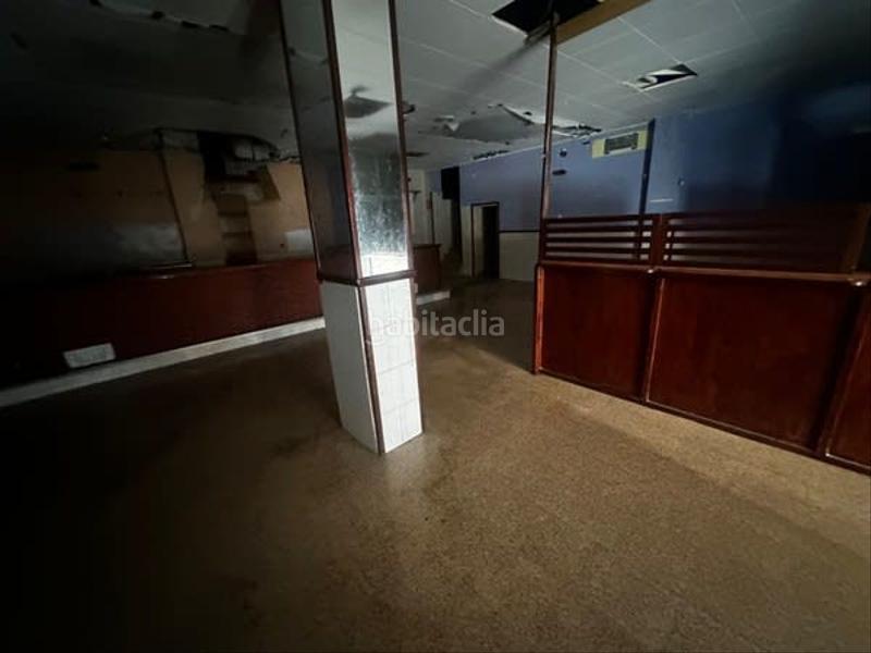 Foto 08abf622-0f38-4677-a91a-bb1c0f9ce278. Location local commercial dans Cerdanyola Nord Mataró