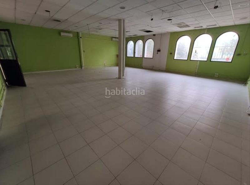 Foto c800cc68-aa7b-4721-85c7-e39d73f2f91b. Local comercial a Torres de la Alameda