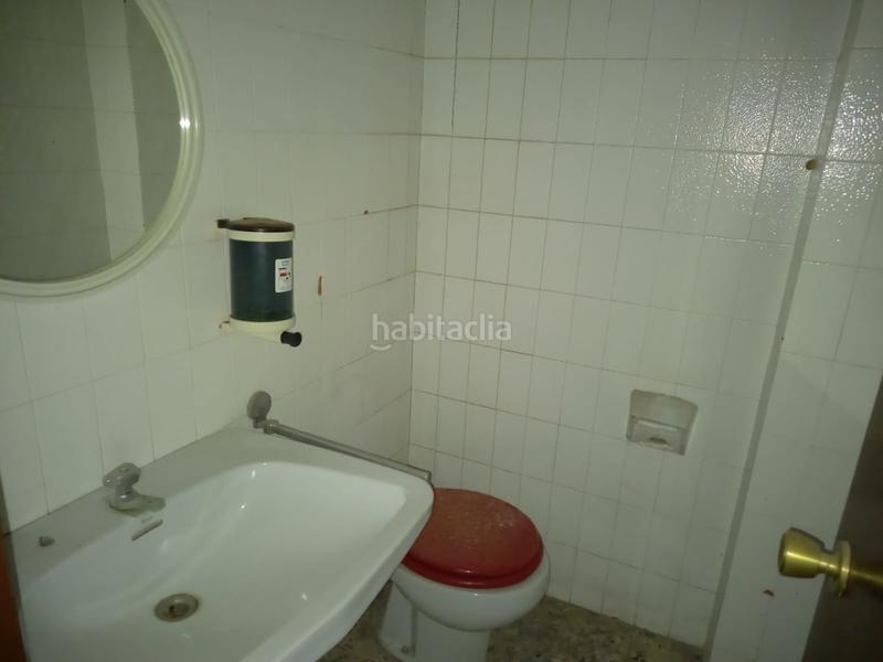 Foto bad8a641-6866-4d7c-a9ea-376defc7f28d. Local comercial solvia inmobiliaria locales en Plaça Catalunya Manresa