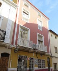 Casa aparellada  C/ empedra. Solvia inmobiliaria  chalet adosado ayora