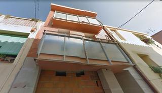 Xalet  Cl pau claris. Solvia inmobiliaria  casa torres de segre